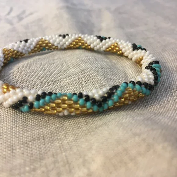 Bracelets - Picture 3 of 4